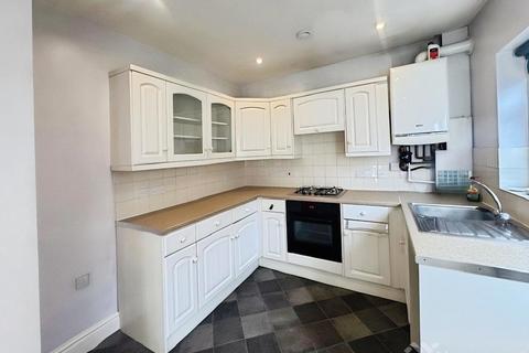 3 bedroom terraced house to rent, Toxteth Grove, Liverpool, L8