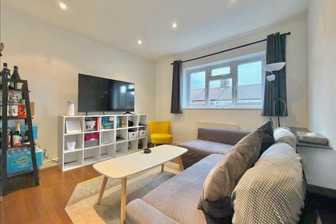 undefined, Victoria Road, Watford, WD24