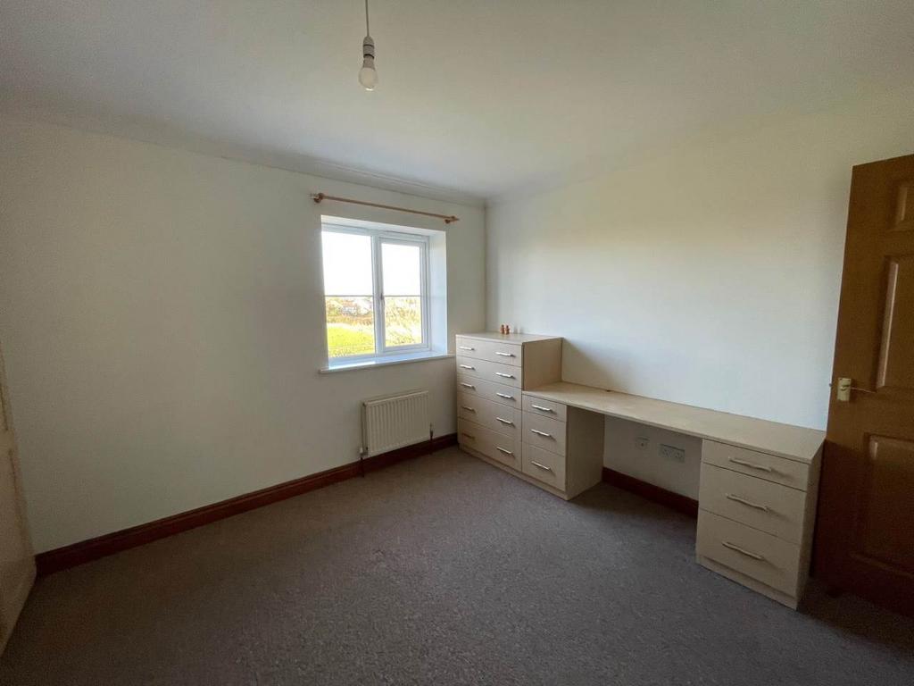 Market ave 31 bed 1