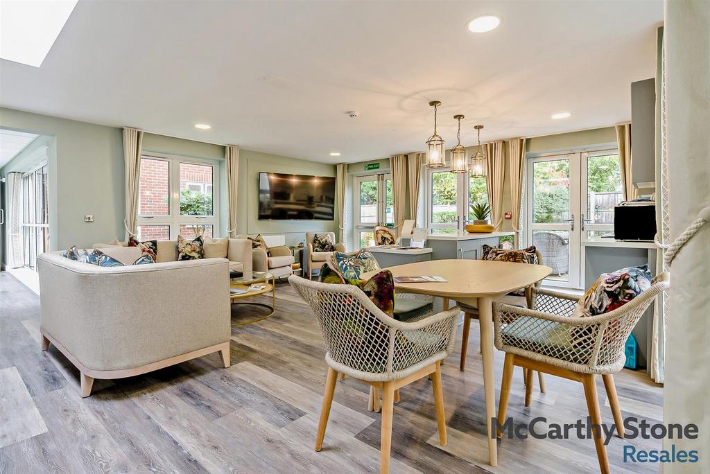 8668094-interior18-800.jpg
