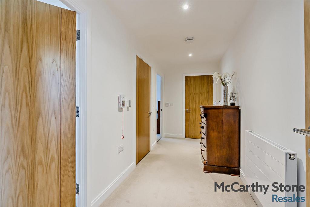 8668094-interior16-800.jpg