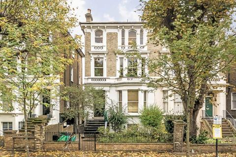 2 bedroom flat to rent, Cambridge Gardens, London W10