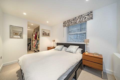 2 bedroom flat to rent, Cambridge Gardens, London W10