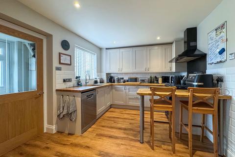 4 bedroom semi-detached house for sale, Oak Hill, Alresford