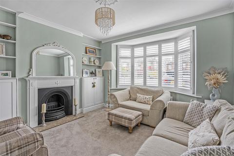 4 bedroom semi-detached house for sale, Merrivale, Oakwood, N14