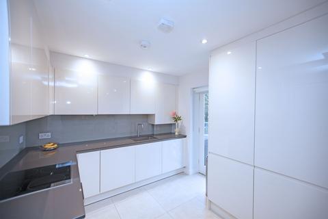 2 bedroom apartment for sale, Newlands House, Tenterden Grove