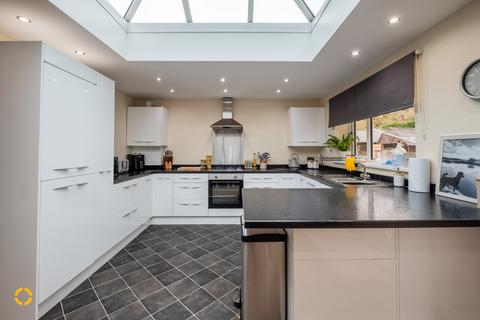 2 bedroom bungalow for sale, Melton Grove, Lytham, FY8