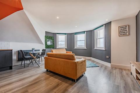 2 bedroom apartment to rent, Palmeira Avenue Mansions 21-23 Church Road, Hove