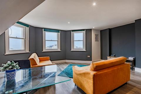 2 bedroom apartment to rent, Palmeira Avenue Mansions 21-23 Church Road, Hove