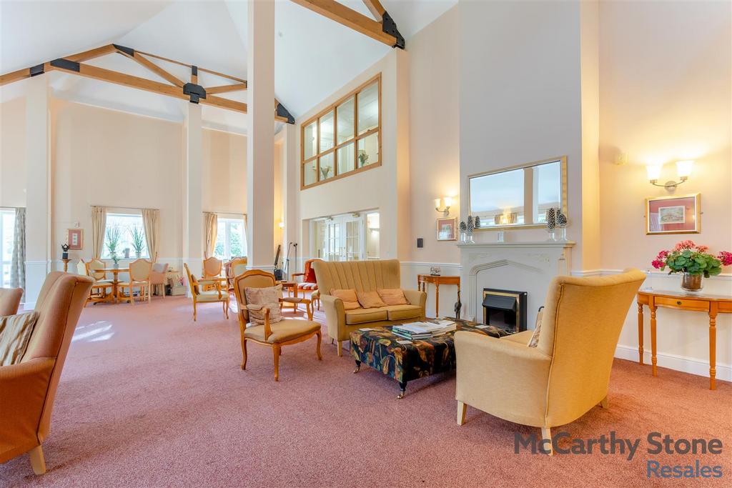 8668517-interior21.jpg