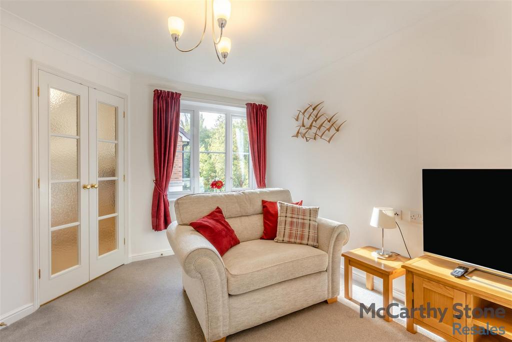 8668517-interior07.jpg