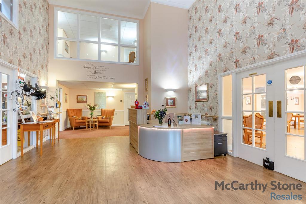 8668517-interior20.jpg