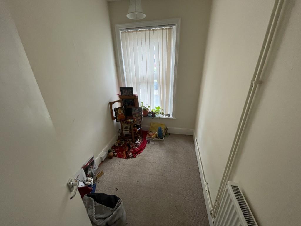 12 Medium T202511041108.jpg