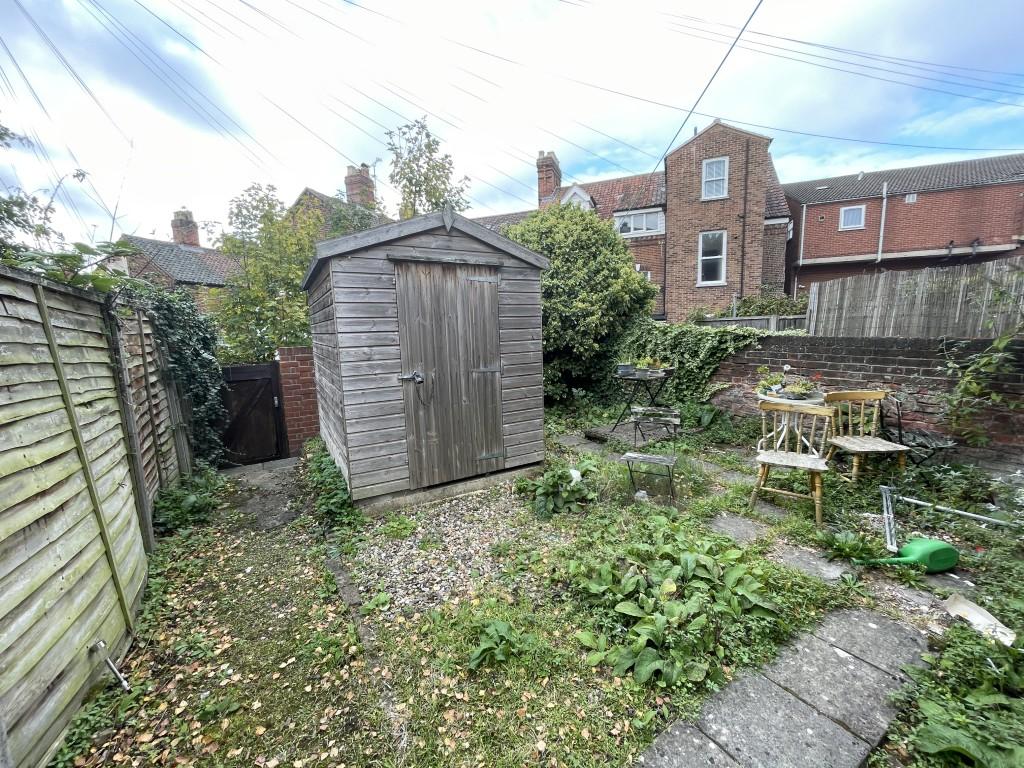 3 Medium T202511041108.jpg