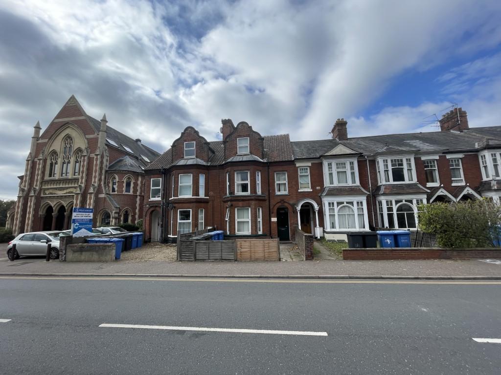 21 Medium T202511041108.jpg