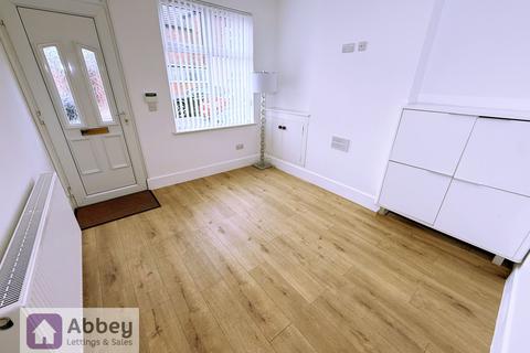 3 bedroom terraced house to rent, Pool Road, Leicester, LE3