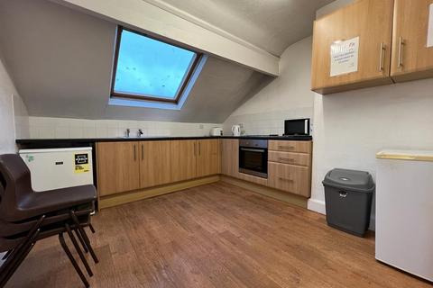 4 bedroom flat to rent, Portland Street, Aberystwyth