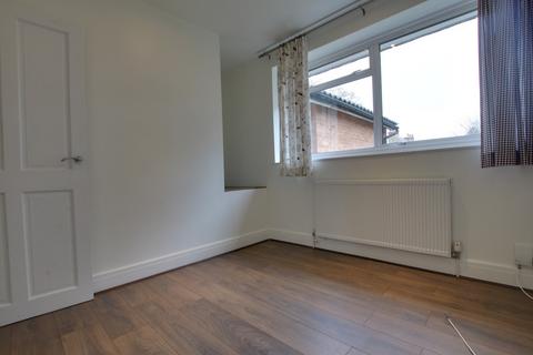 2 bedroom flat to rent, Cranley Court, Bromley BR2
