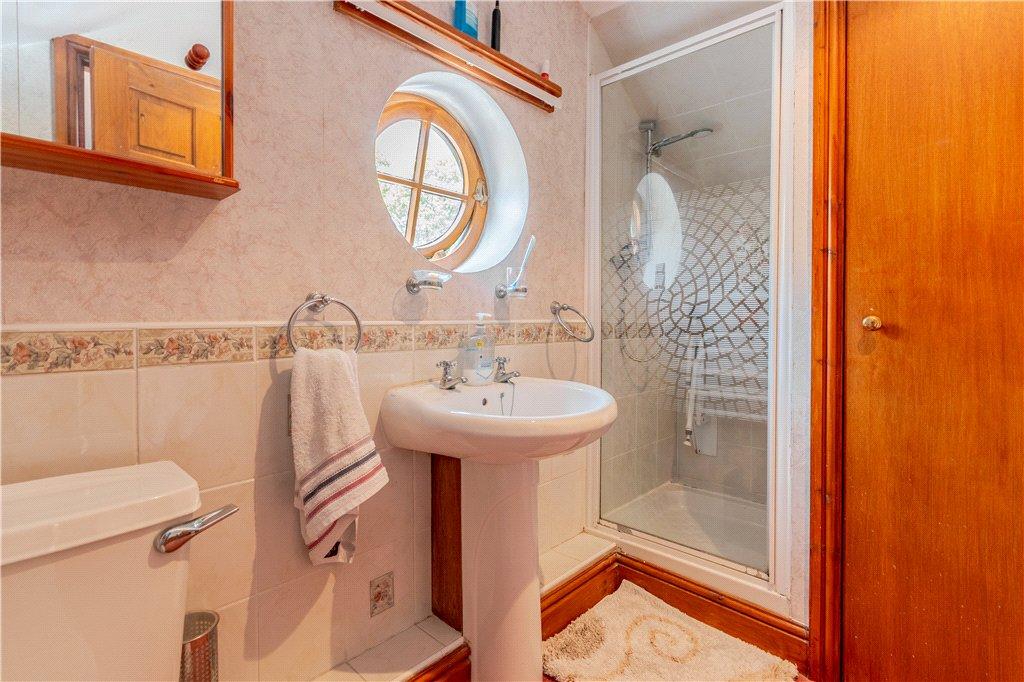 Annex Shower Room