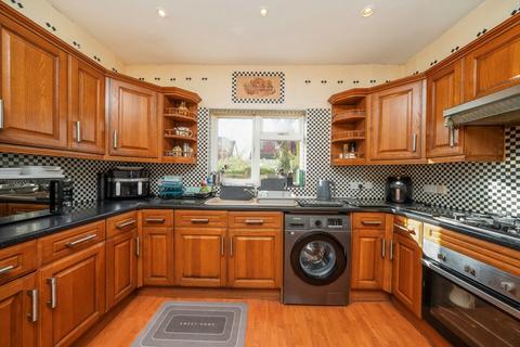 undefined, Ridge Close, Hendon NW4