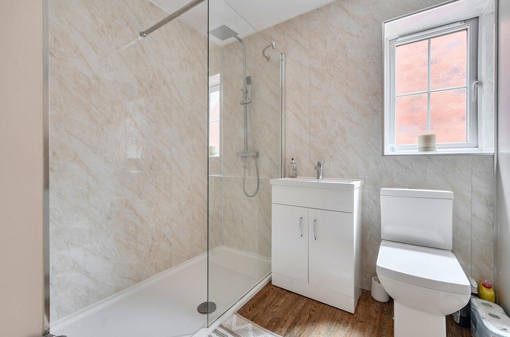 1375638-8-69088de...