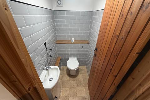 4 bedroom detached house to rent, Lower Icknield Way, Princes Risborough HP27