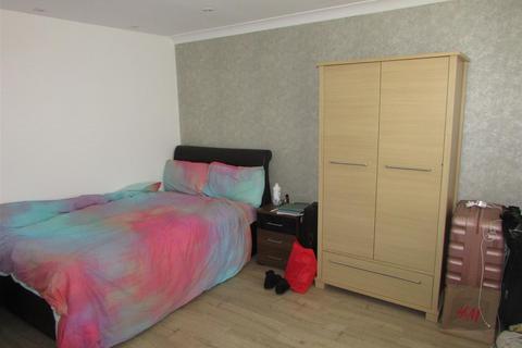 undefined, Room 1, 36 Dovedale, Stevenage, Hertfordshire