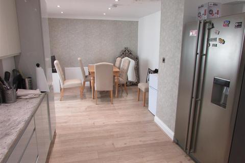 undefined, Room 1, 36 Dovedale, Stevenage, Hertfordshire