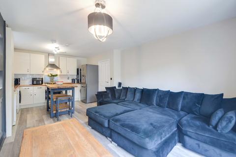 undefined, at Beazley Court, Cheshunt, Cheshunt EN8