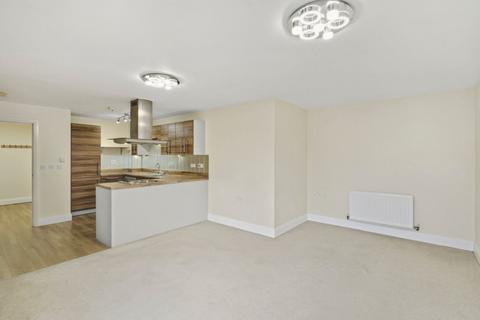 2 bedroom flat for sale, St. Georges Grove, London, SW17