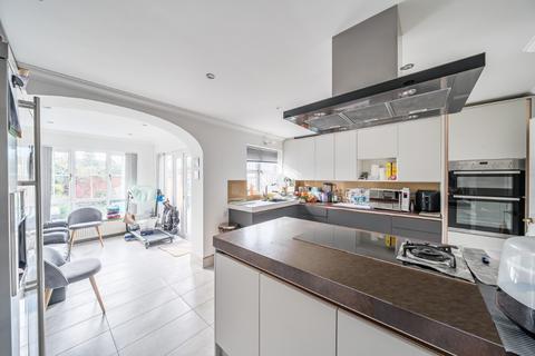 undefined, Oakview Close, Watford WD19 4RA