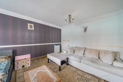 undefined, Oakview Close, Watford WD19 4RA