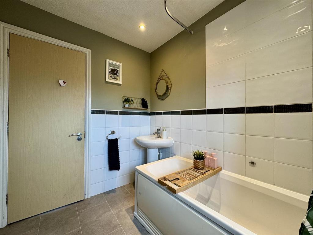 Family bathroom