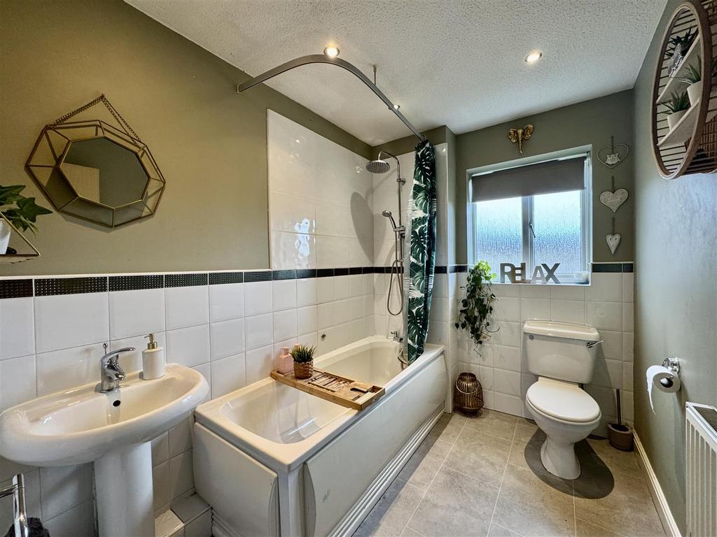 Family bathroom