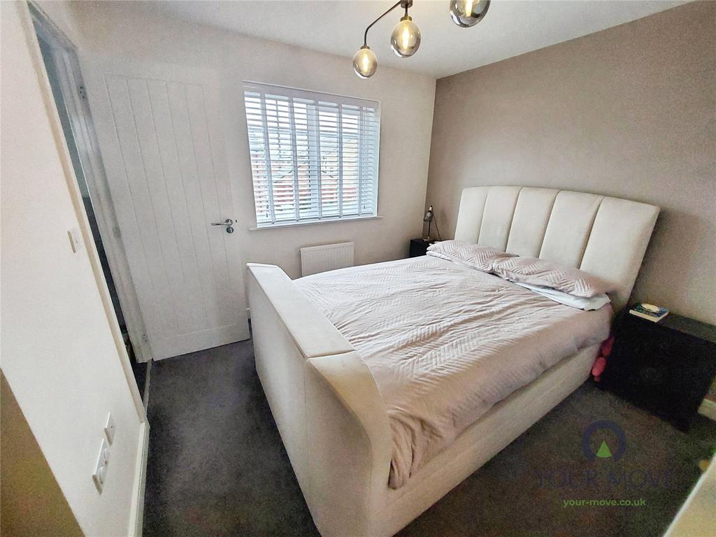 Main Bedroom