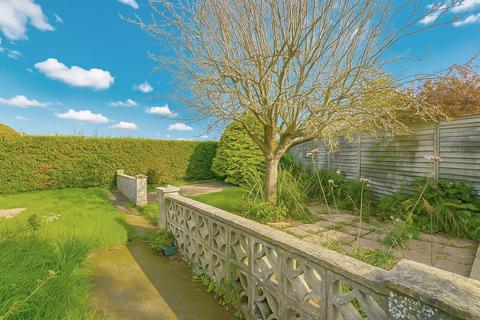 undefined, CHAIN FREE * LAKE