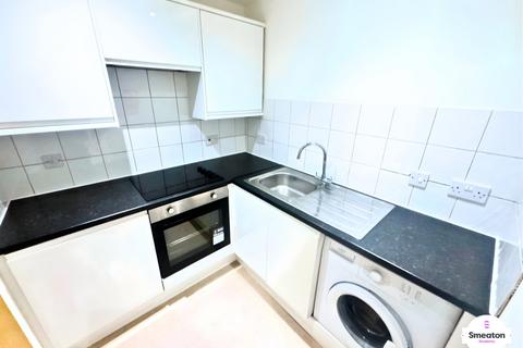 Studio to rent, Plymouth, Devon PL4