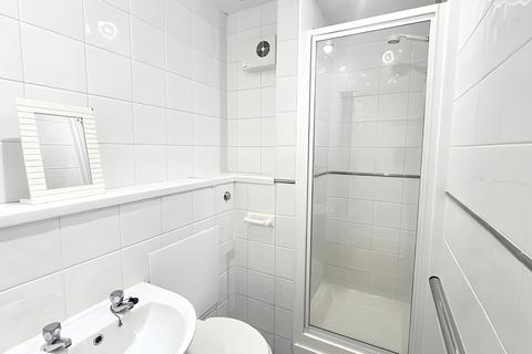Studio to rent, Plymouth, Devon PL4