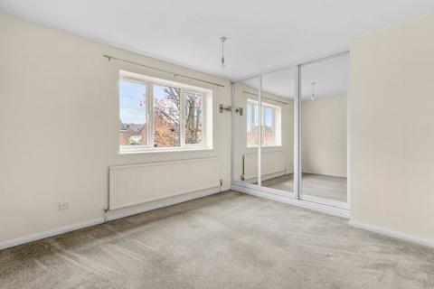 undefined, Vicarage Close, Aylesbury HP22