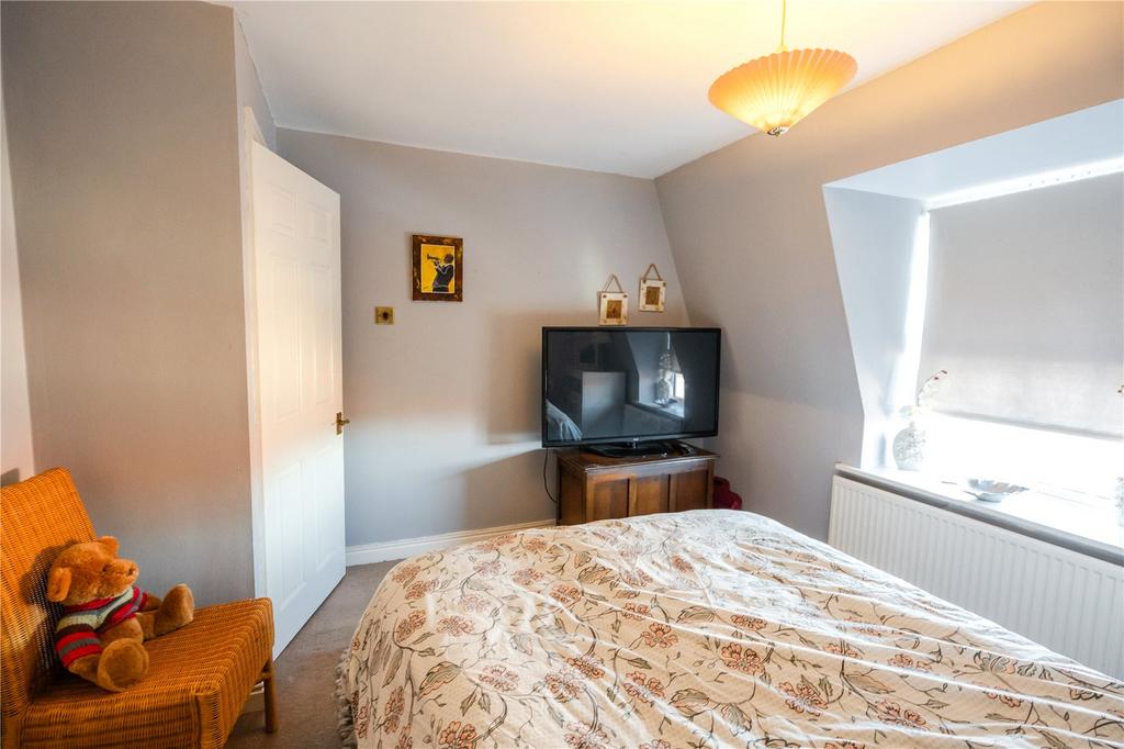 Bedroom 4 (2)