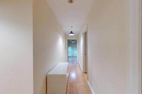 2 bedroom flat to rent, Laugan Walk, London, SE17