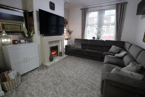 undefined, Oldham Road, Ashton-Under-Lyne OL7