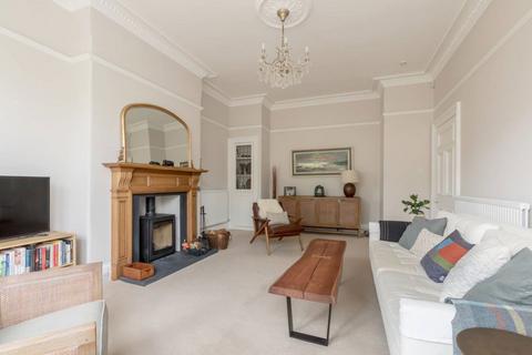 5 bedroom terraced house to rent, Kingsburgh Road, Murrayfield, Edinburgh