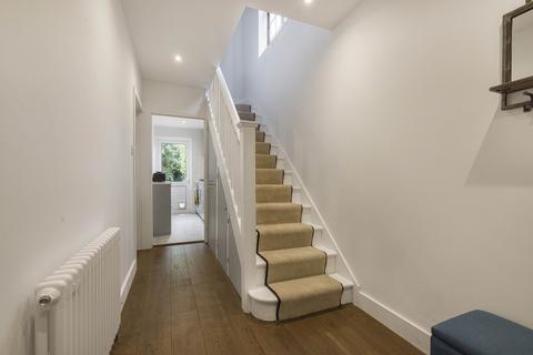 3 bedroom semi-detached house to rent, Fairfield Road, Bromley, BR1
