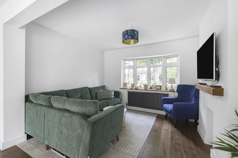 3 bedroom semi-detached house to rent, Fairfield Road, Bromley, BR1