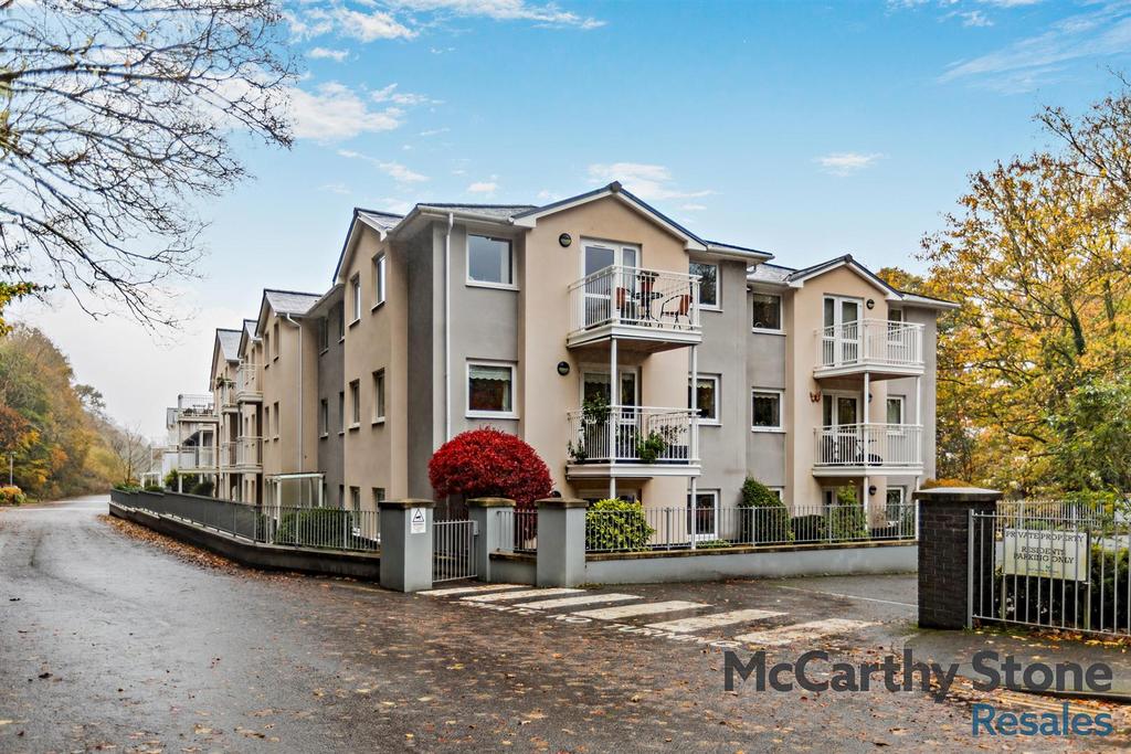 Rivers Edge Court
