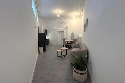 undefined, 13 Savile Street, Hull, HU1