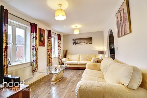2 bedroom maisonette for sale, Selway Drive, Bury St Edmunds
