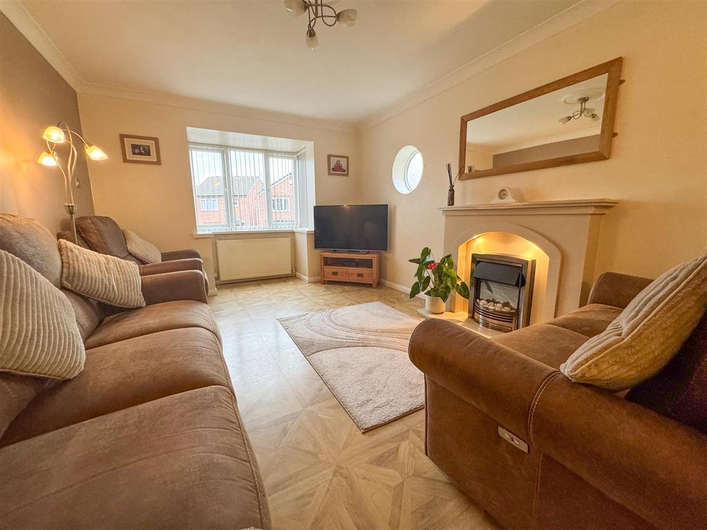 Lounge dining room