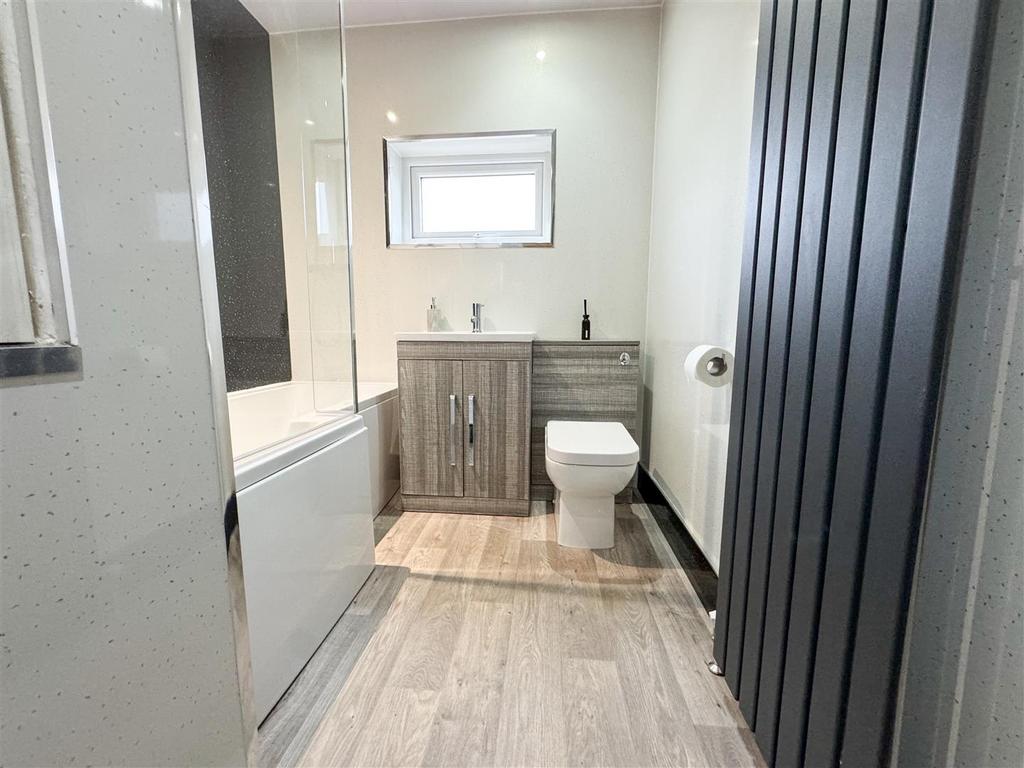 Family bathroom